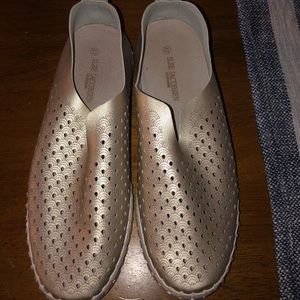 IIse Jacobson gold Sz 37 worn twice